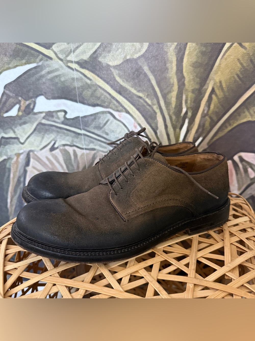 Barneys New York Brown made in Italy Nubuck Burnished Oxford derby dress shoes